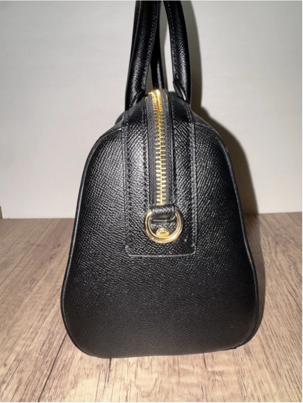 Coach approx 10”